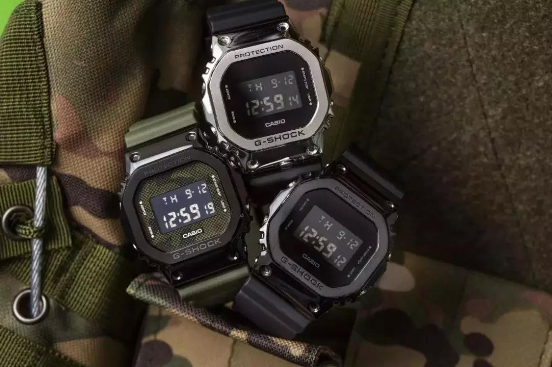 復古黑金系列 GA-110GBX-1APR